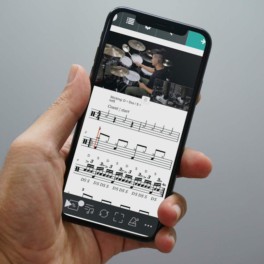 Player didattico con video e spartito su smartphone